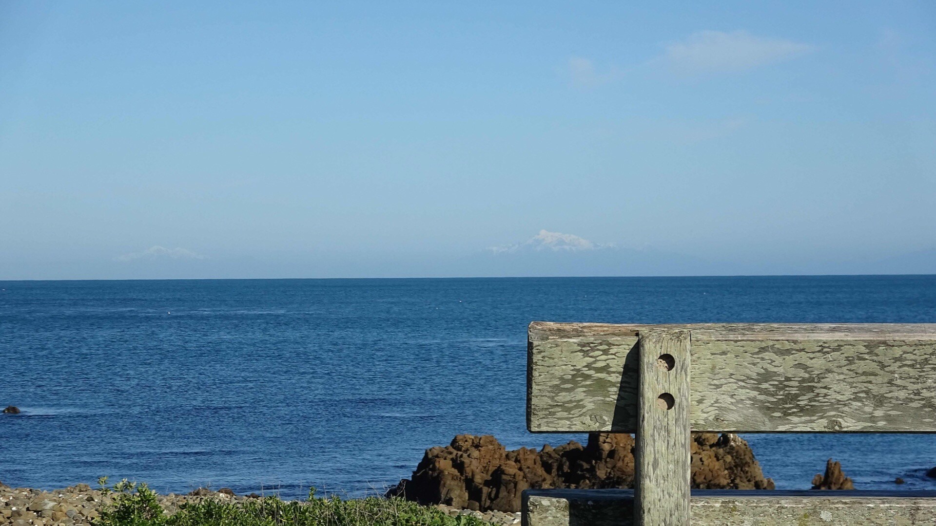 Discover | Bench-with-sea-view